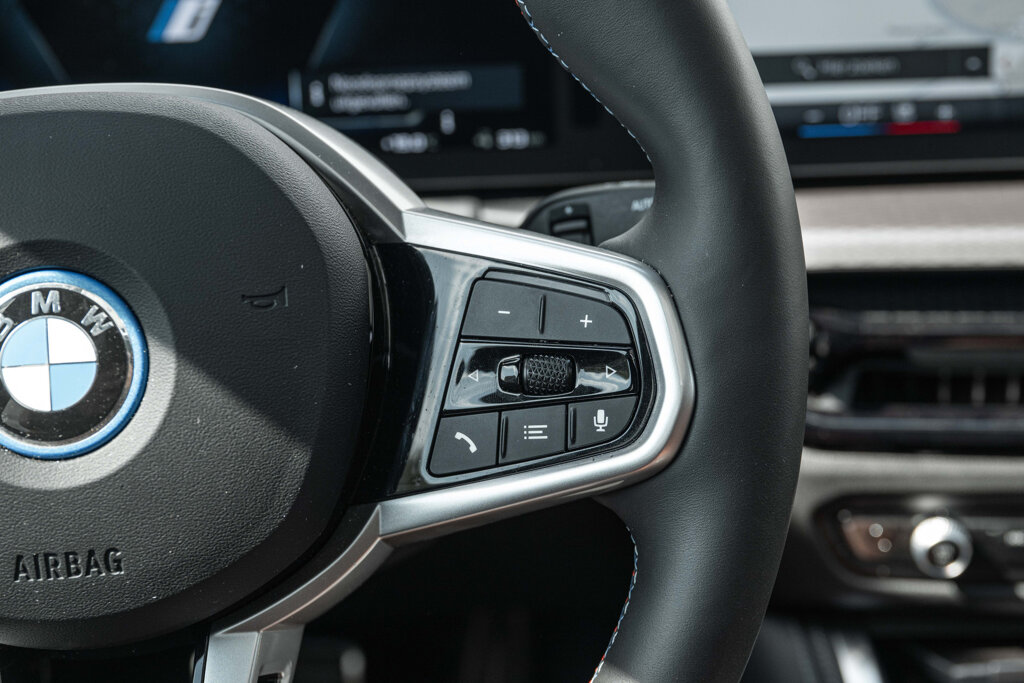 BMW i4 40