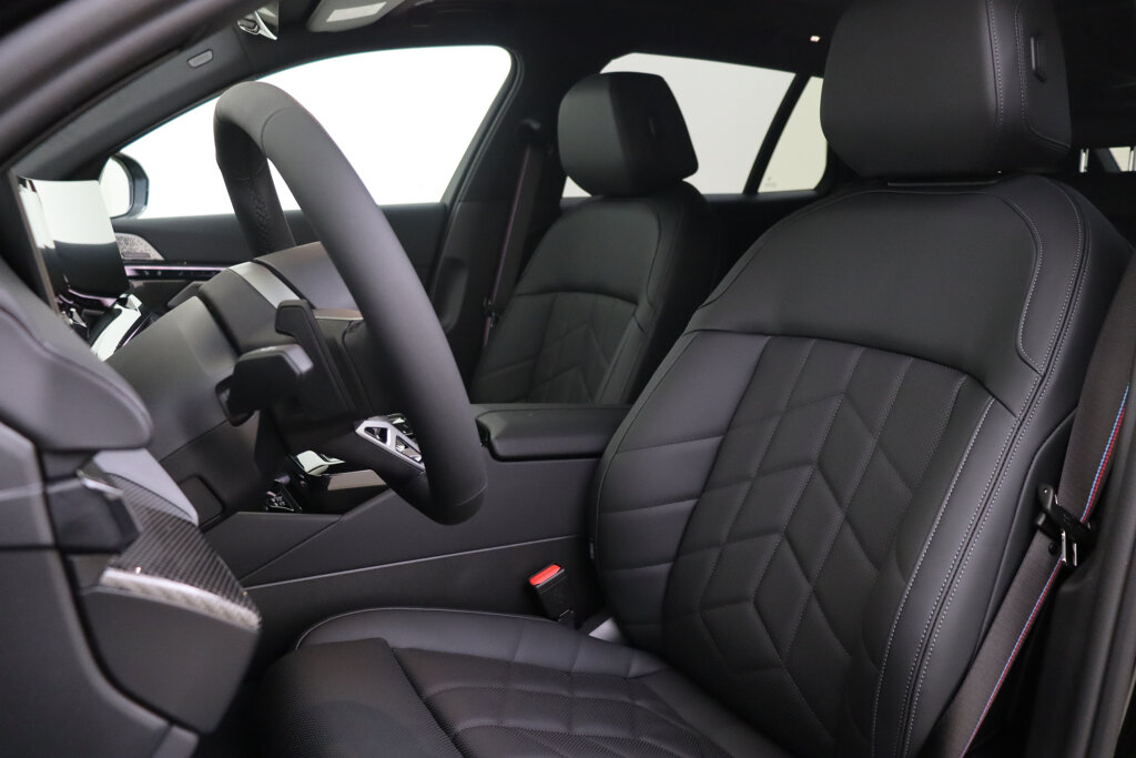 BMW i5 8