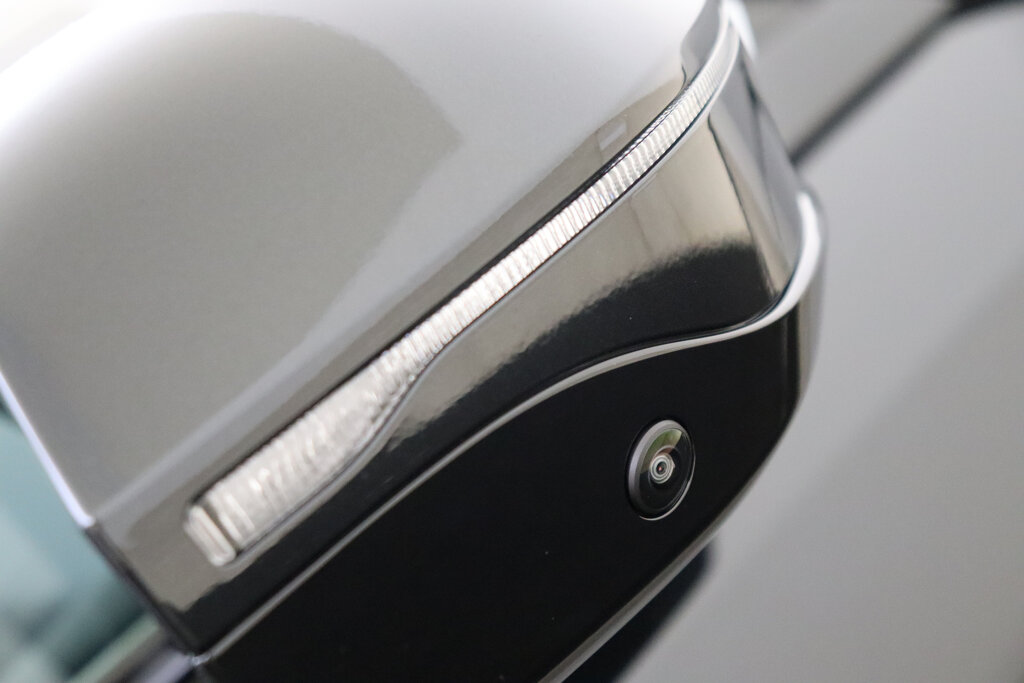 BMW i5 43