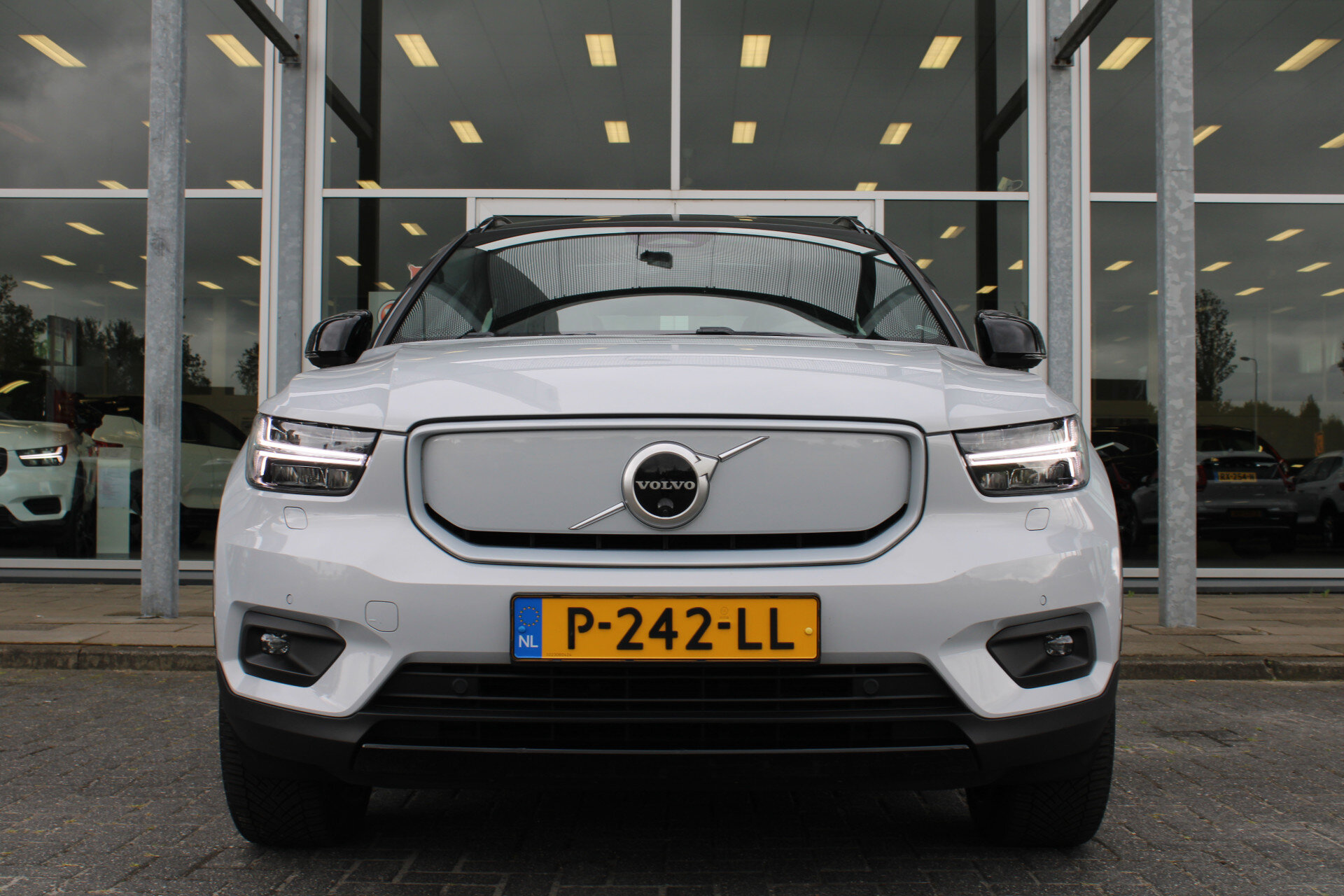 Volvo XC40 232PK Automaat Recharge Pro - Afbeelding 4