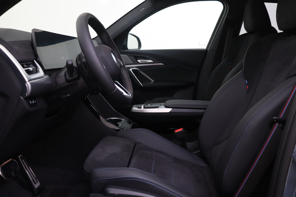 BMW X1 12