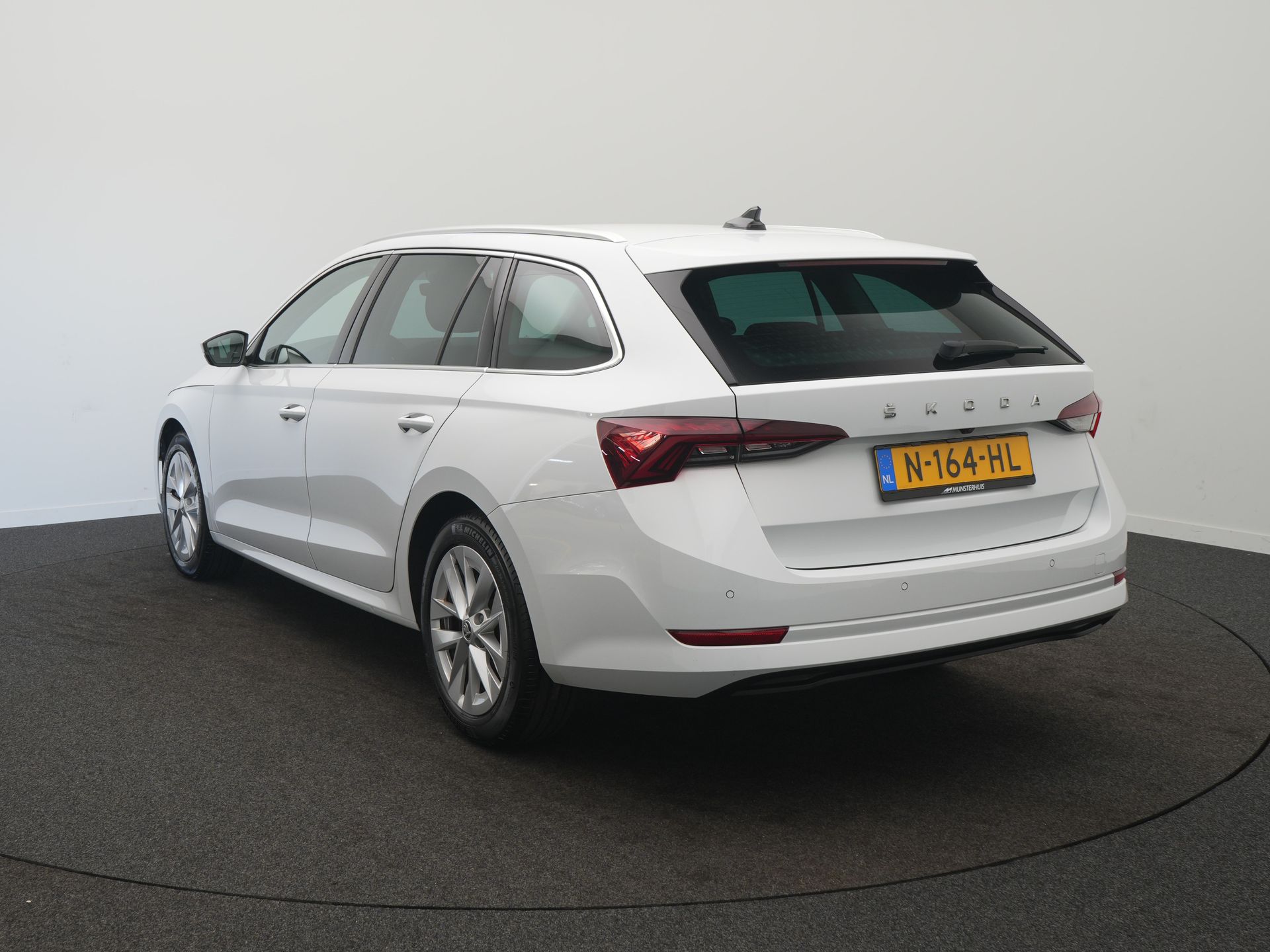 Škoda Octavia Combi 1.0 e-TSI Business Edition Plus - Afbeelding 3
