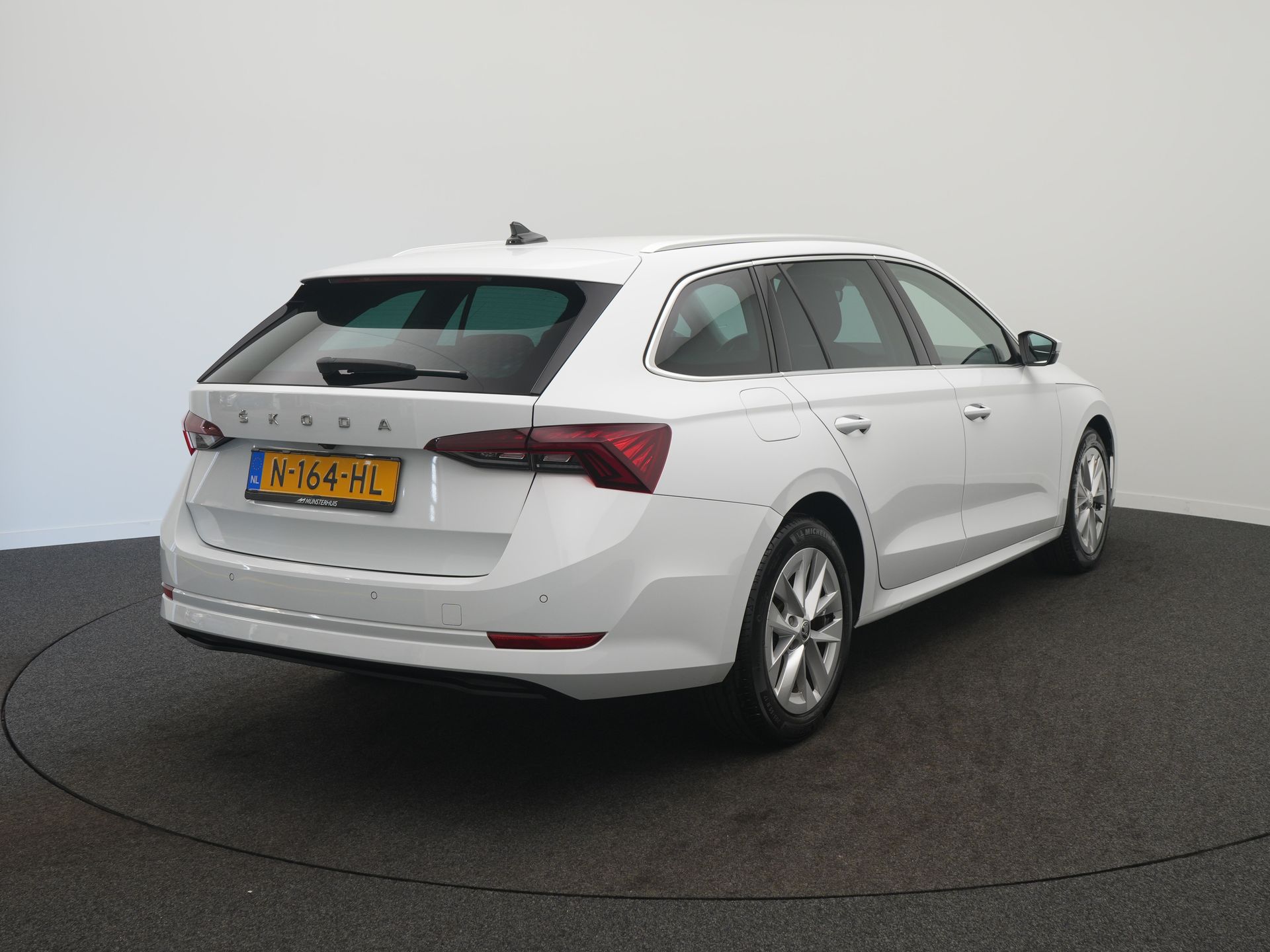 Škoda Octavia Combi 1.0 e-TSI Business Edition Plus - Afbeelding 4