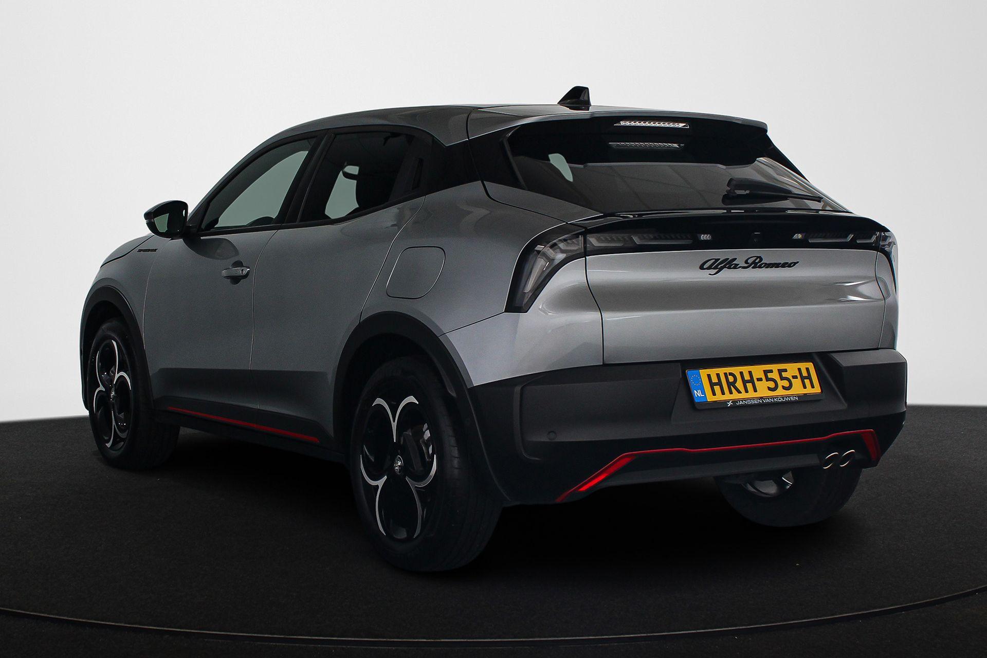 Alfa Romeo Junior 1.2 Turbo Hybrid Ibrida Speciale - Afbeelding 4