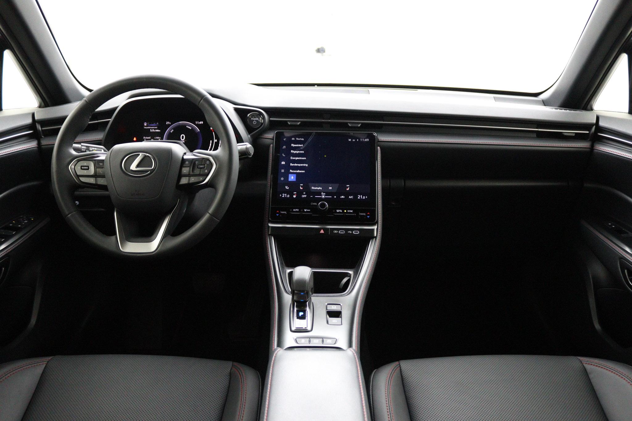 Lexus LBX Emotion 2WD - Afbeelding 4