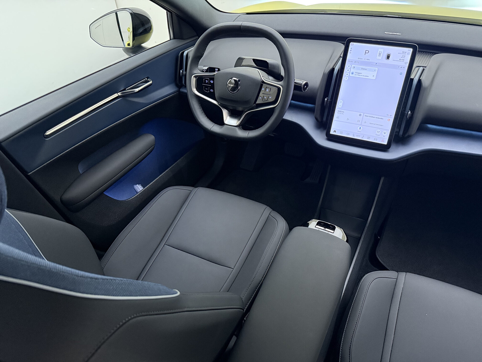 Volvo EX30 Extended Range Plus 69 kWh - Afbeelding 4