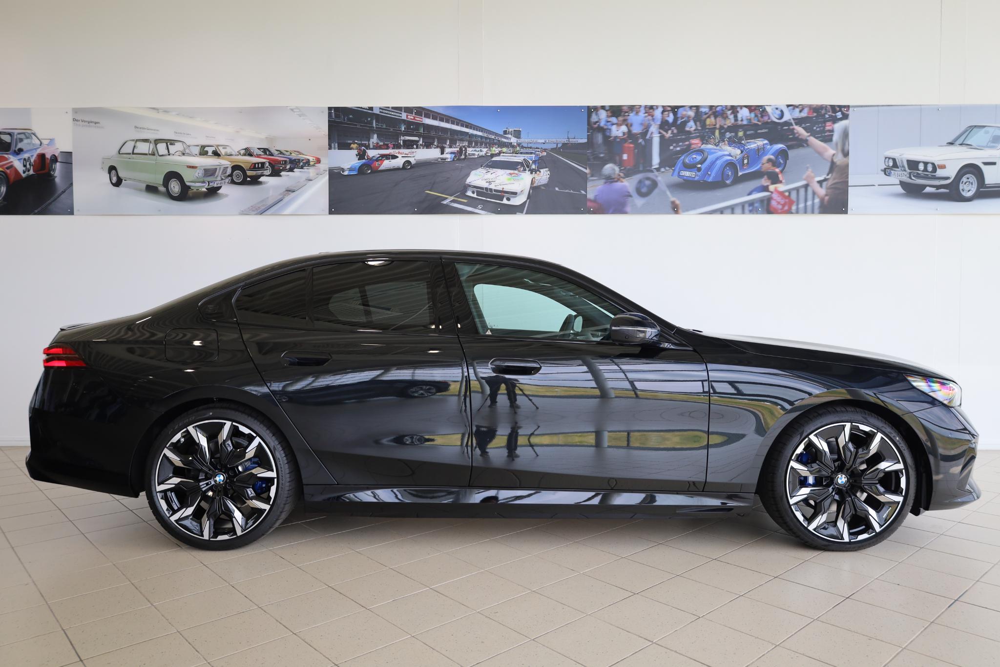 BMW 5 Serie Sedan 530e - Afbeelding 3