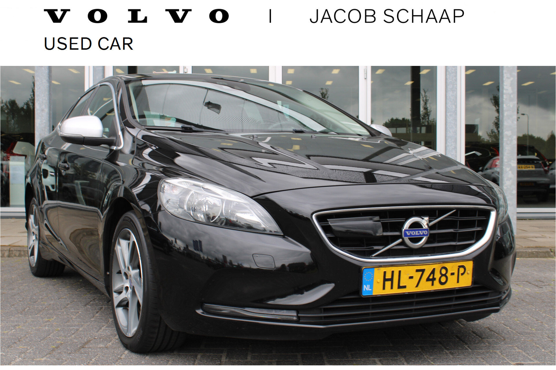 Volvo V40 T2 123PK Automaat Momentum