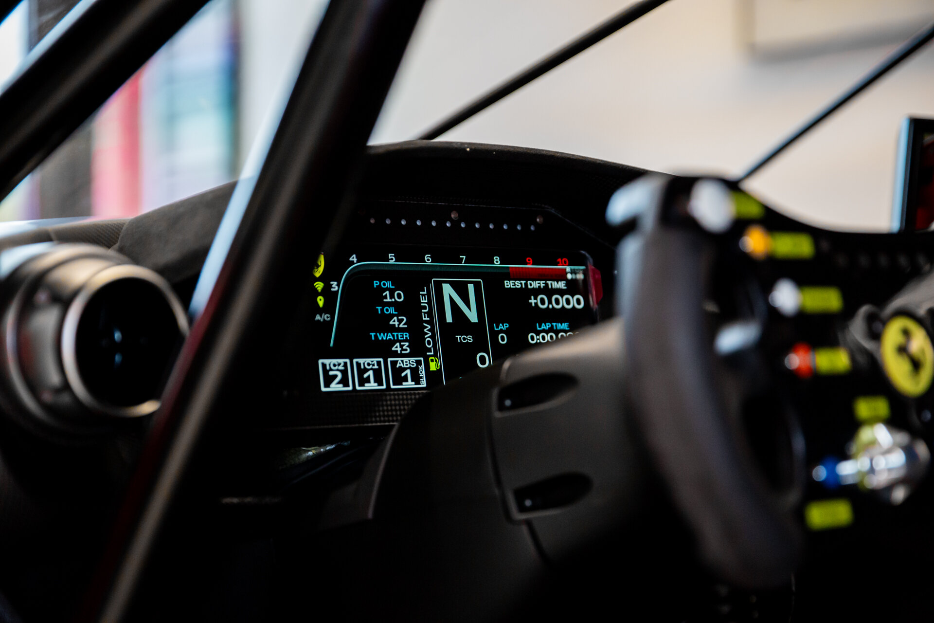 Ferrari 296 Challenge ~Ferrari Munsterhuis~ - Afbeelding 4