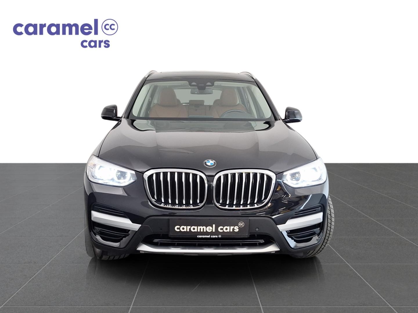 BMW X3 XDRIVE 30e PHEV *SET WINTERBANDEN*LEDER*PANO DAK*OPEN DAK*ZETELVERWARMING*DAB*CAMERA EN SENSOREN*GP - Afbeelding 2