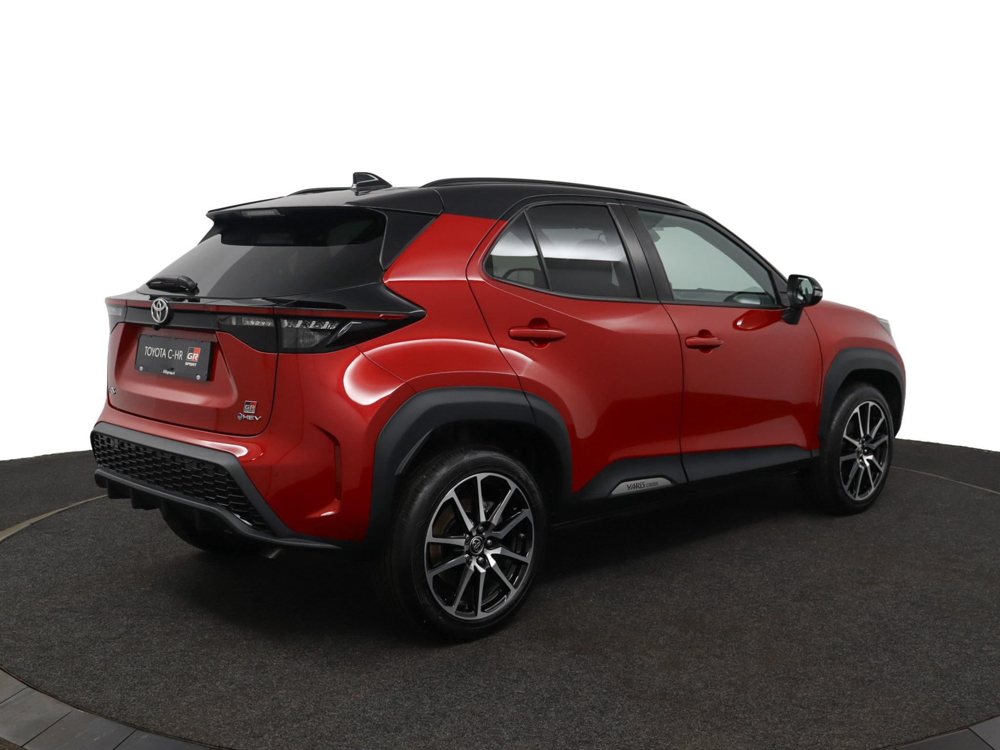 Toyota Yaris Cross 1.5 Hybrid 130 GR SPORT - Afbeelding 2