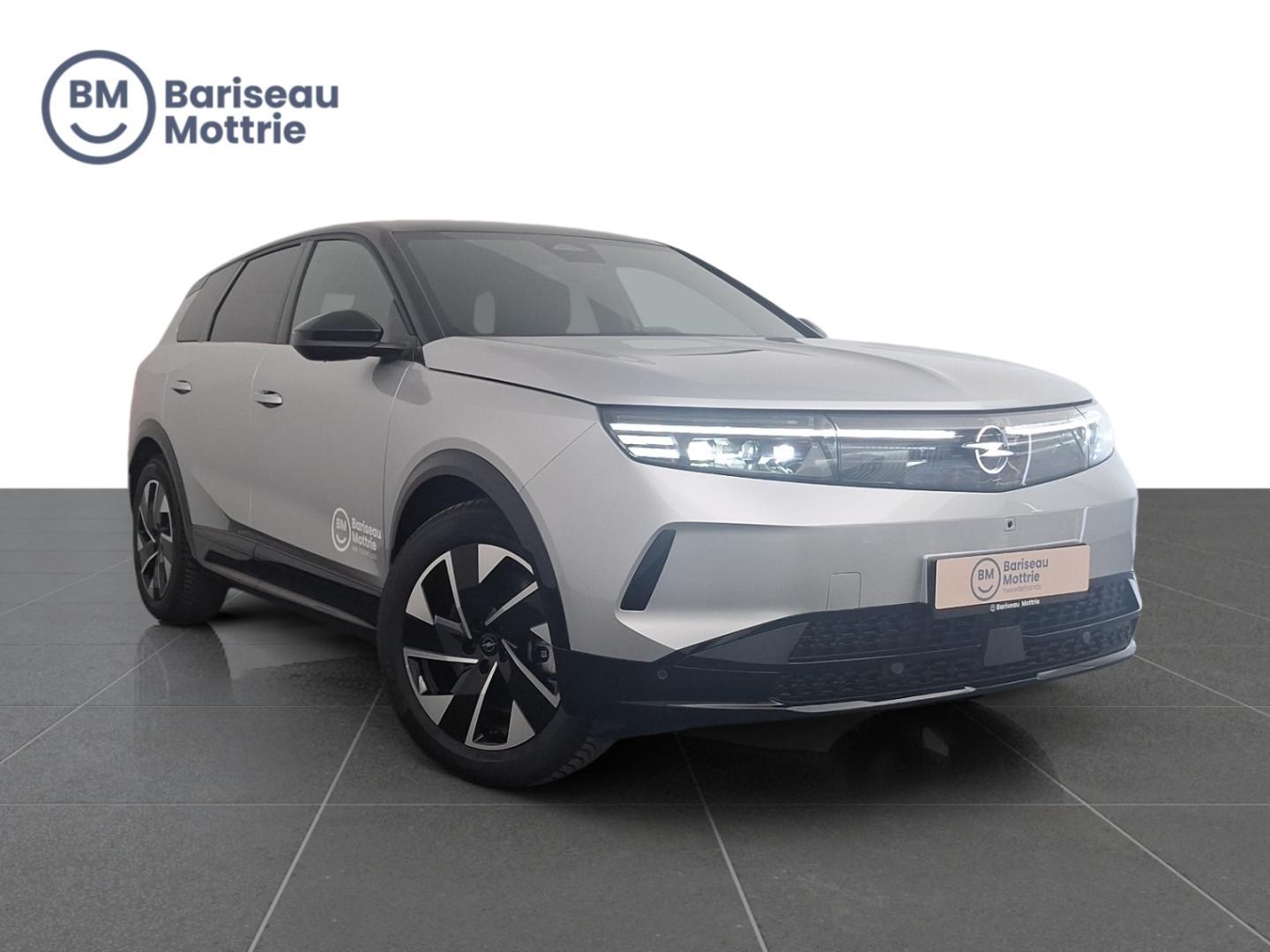 Opel Grandland ULTIMATE Electric 73 kWh *LEDER*MASSAGE STOELEN*360°CAMERA SENSOREN*CARPLAY*DAB*GPS*