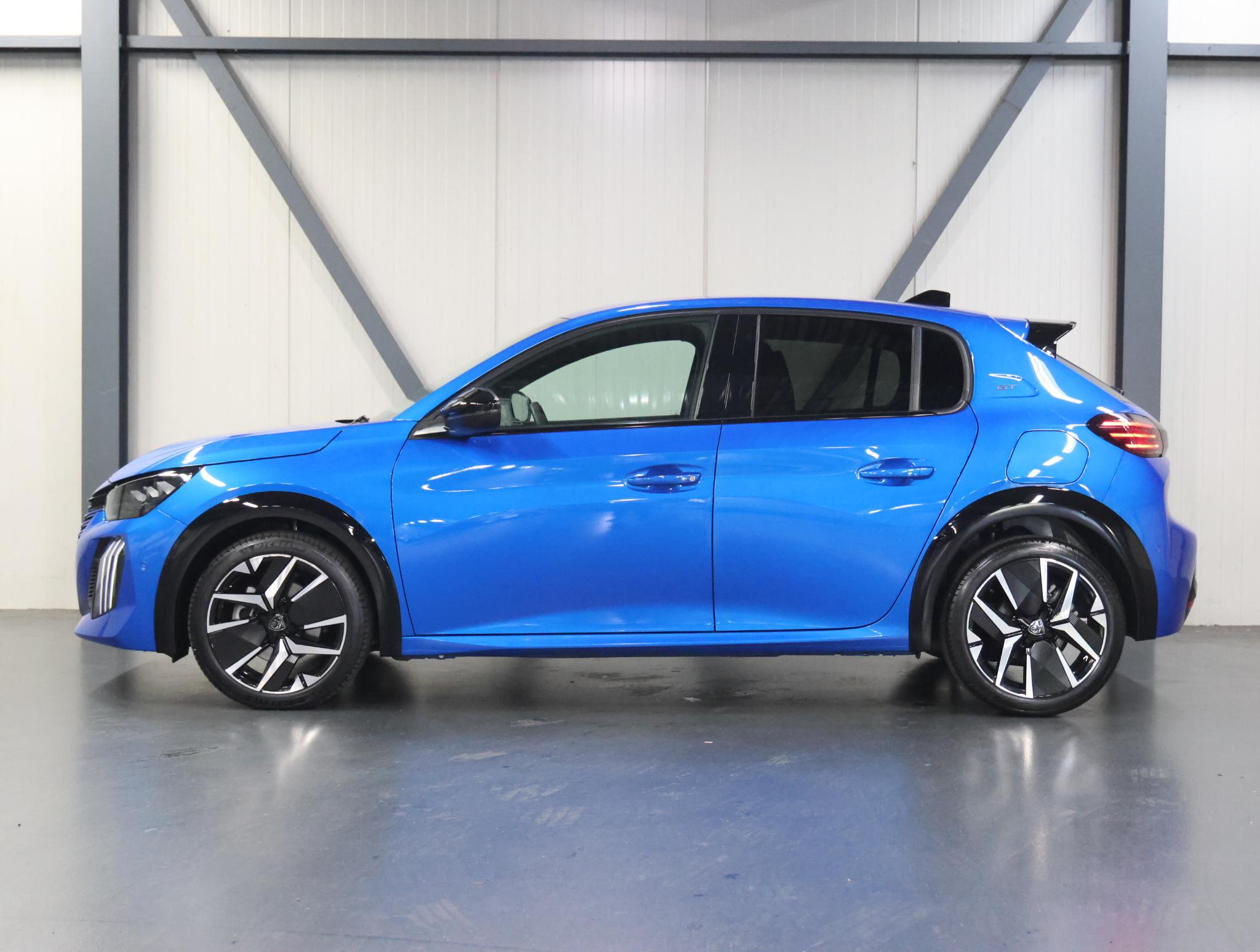 Peugeot 208 1.2 Hybrid 145PK e-DCS6 GT - Afbeelding 2