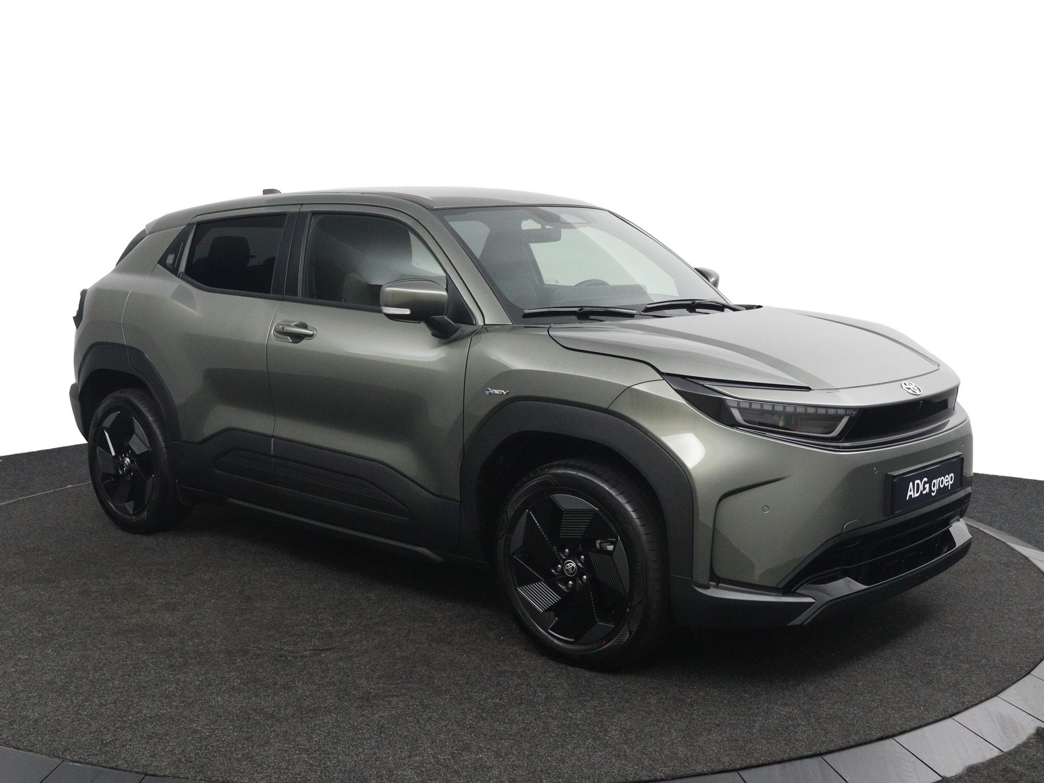 Toyota Urban Cruiser Dynamic 61 kWh - Afbeelding 3