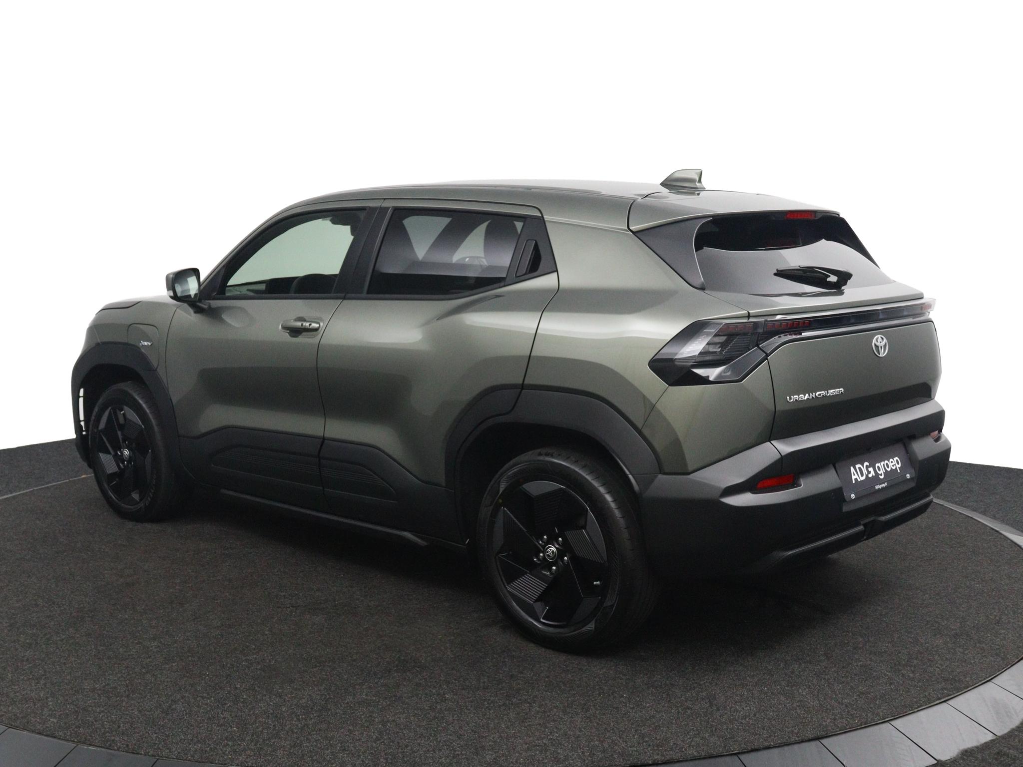 Toyota Urban Cruiser Dynamic 61 kWh - Afbeelding 4