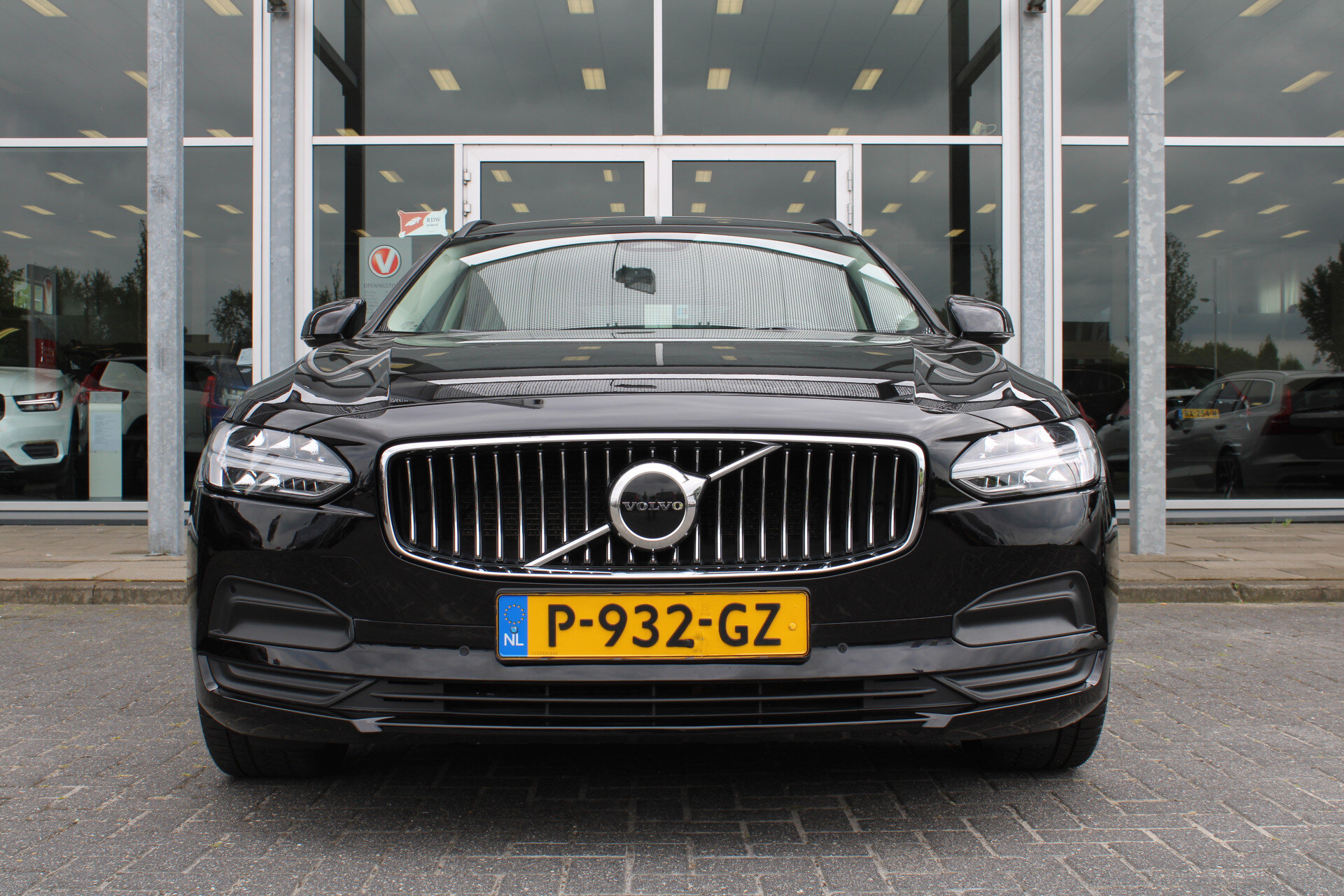 Volvo V90 B4 198PK Momentum Business - Afbeelding 4
