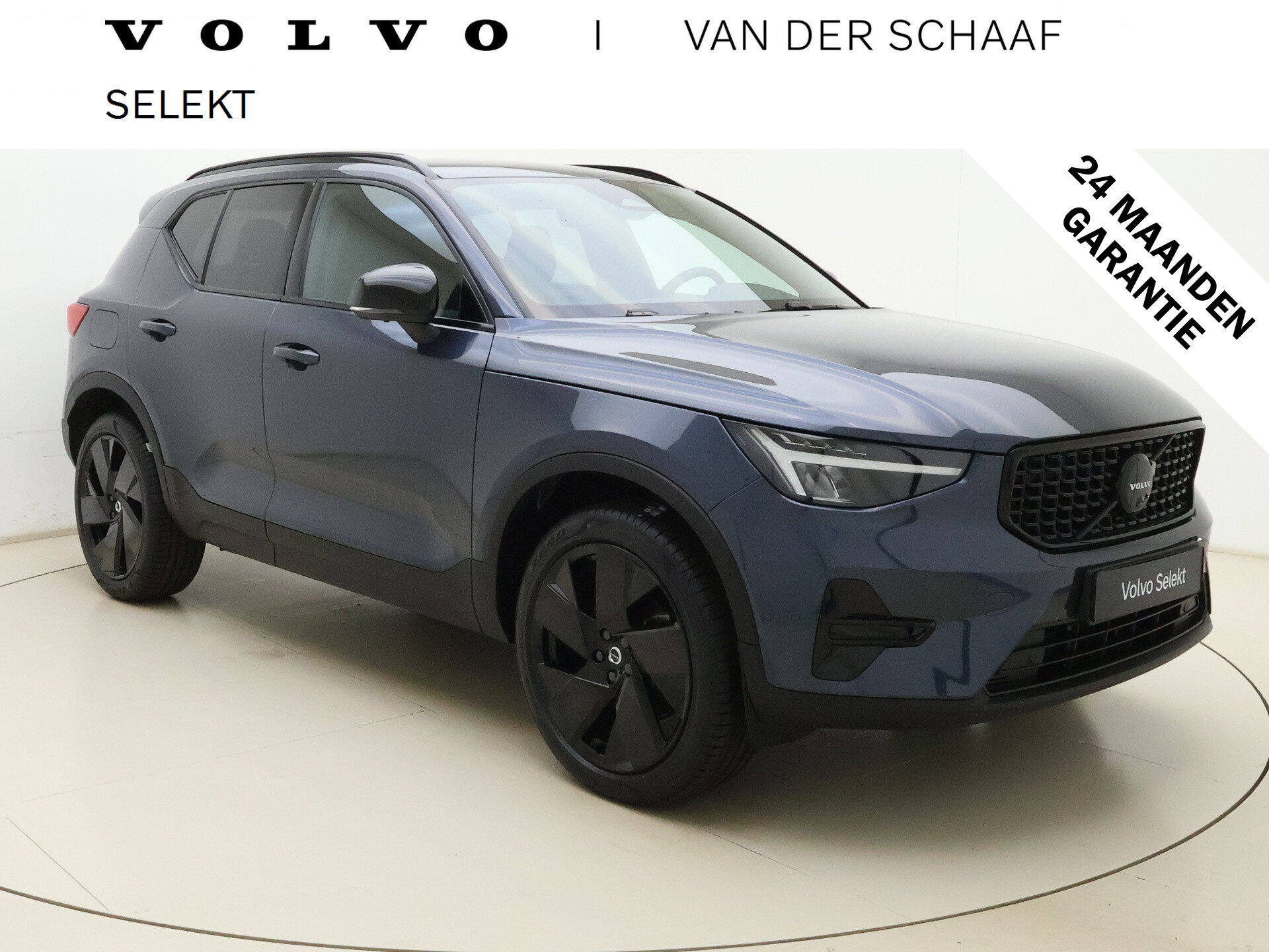 Volvo XC40 B3 177pk Plus Black Edition