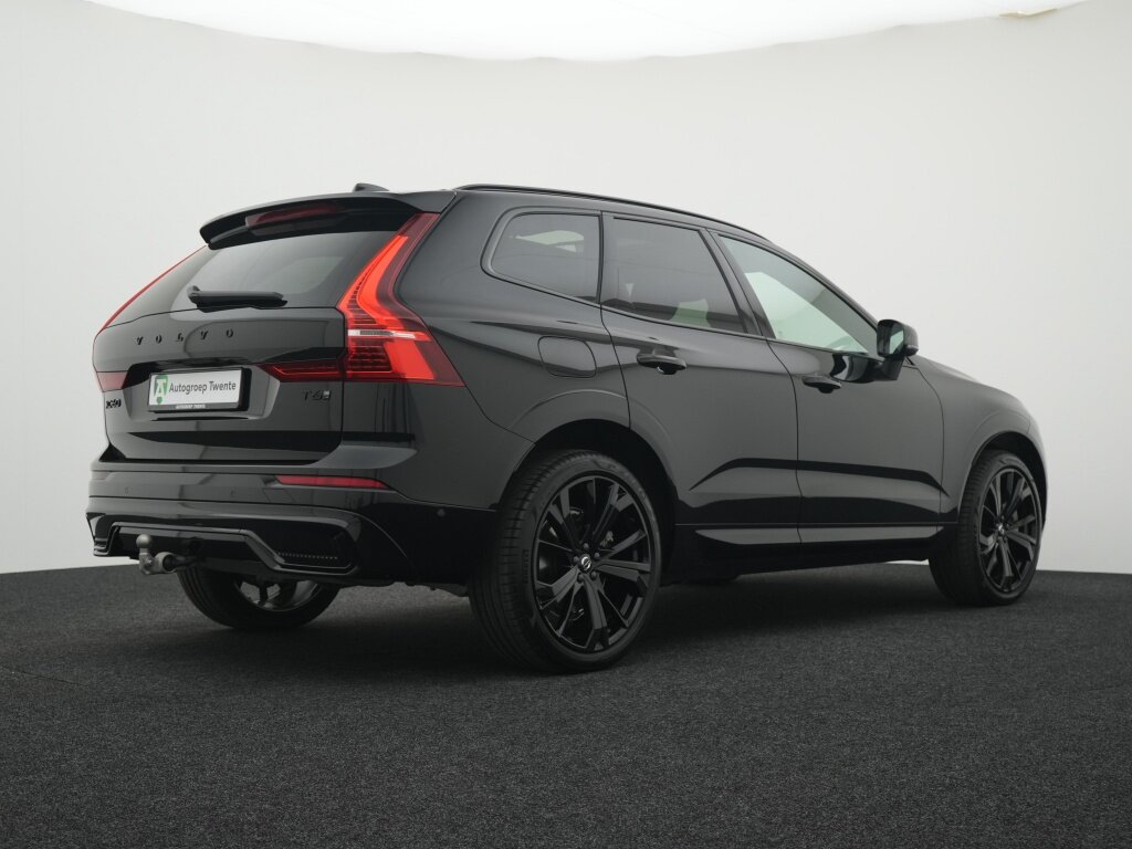 Volvo XC60 2.0 T6 AWD + Black Edition 350PK | Pano | Camera | Trekhaak - Afbeelding 2