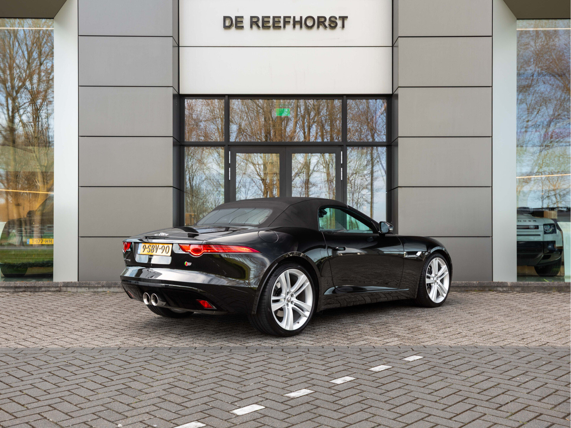 Jaguar F-TYPE 3.0 V6 S Convertible - Afbeelding 2