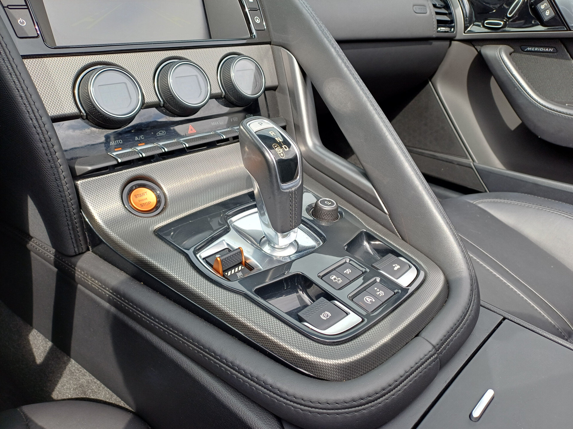 Jaguar F-TYPE 3.0 V6 380pk AWD S Convertible - Afbeelding 3