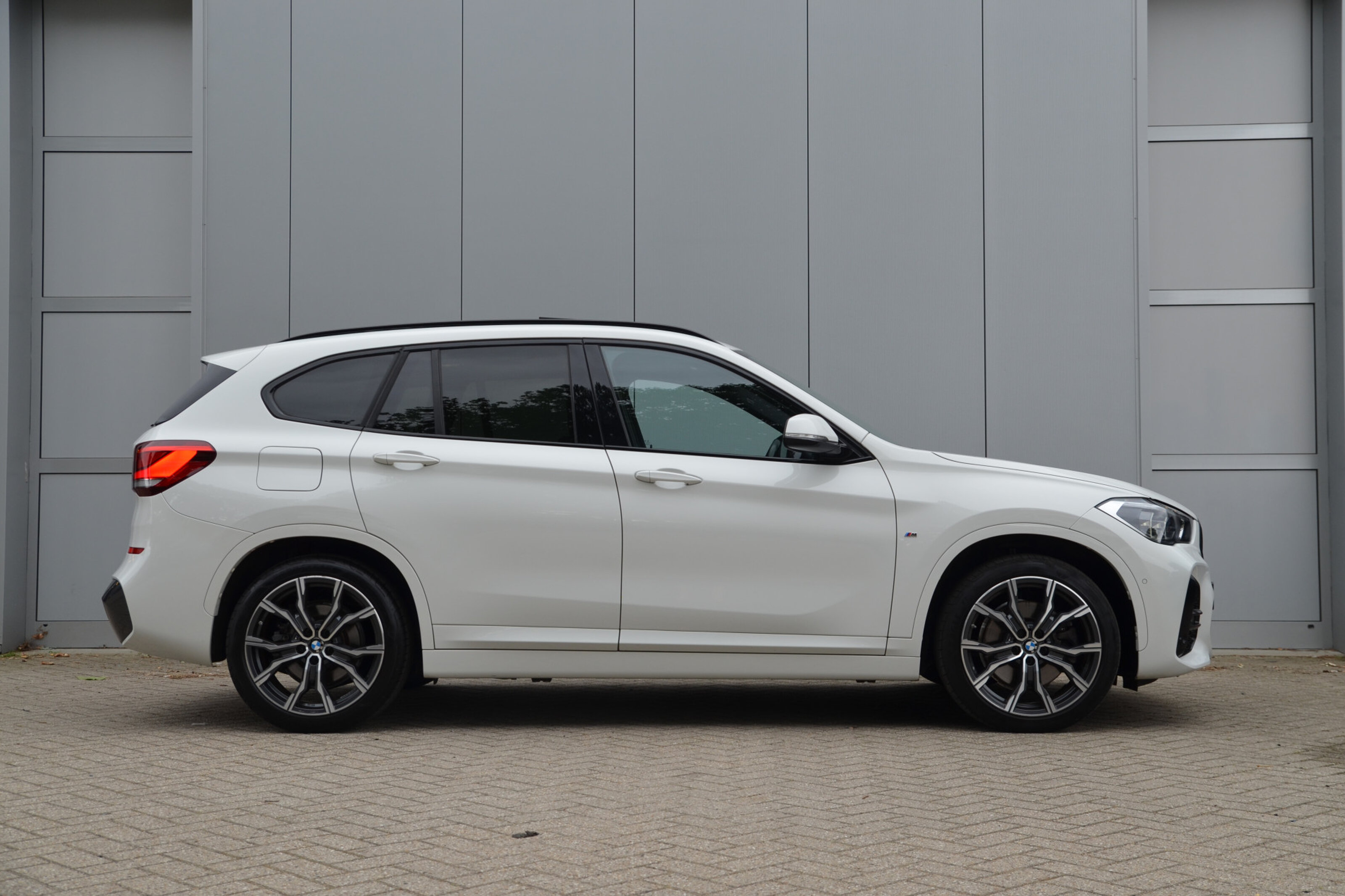 BMW X1 6
