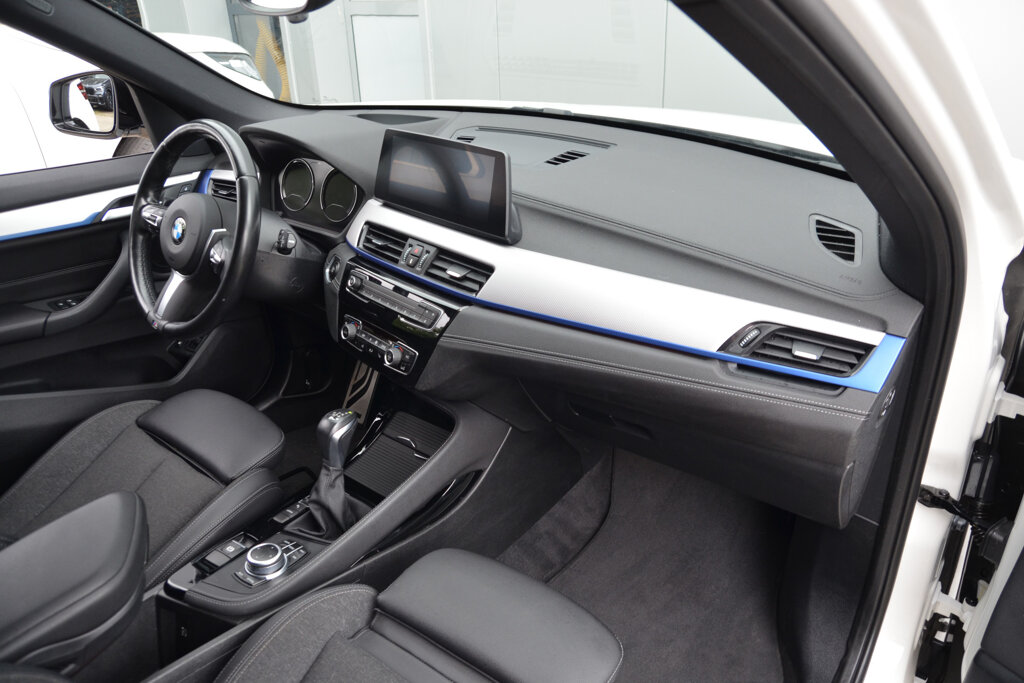 BMW X1 13