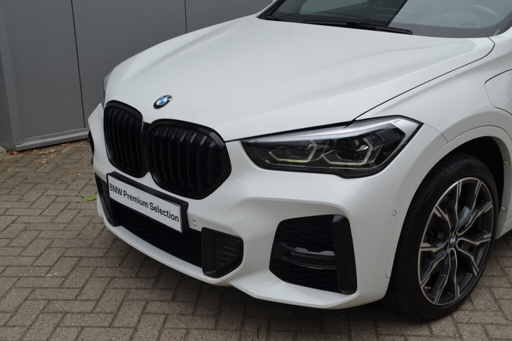 BMW X1 16