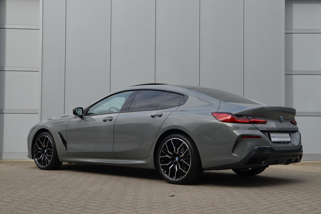 BMW 8 Serie 4