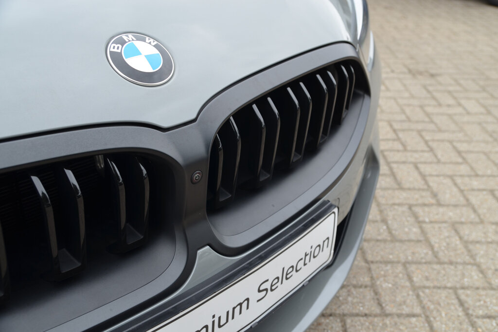 BMW 8 Serie 14