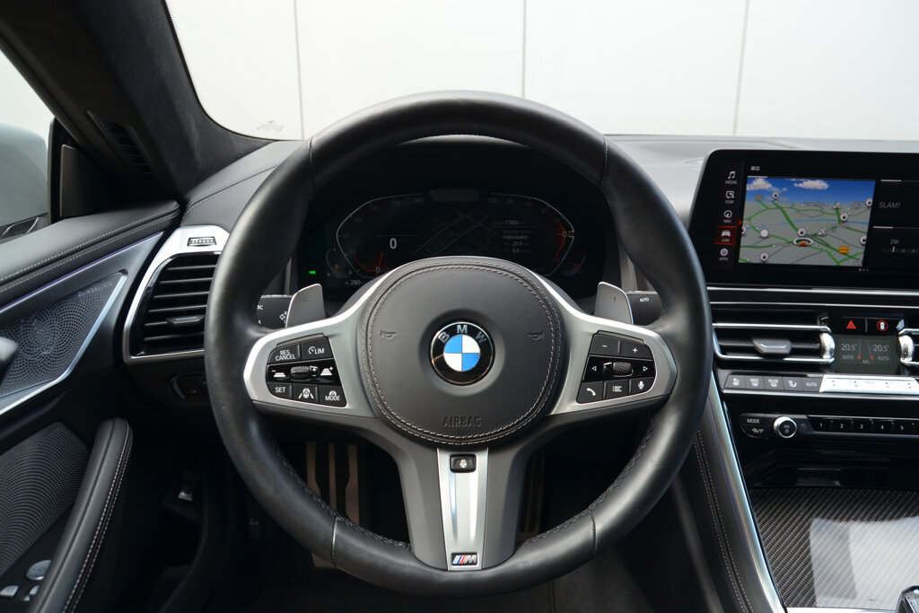 BMW 8 Serie 25