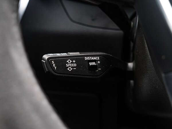 cruise control adaptief met Stop&Go cruise control adaptief met Stop&Go