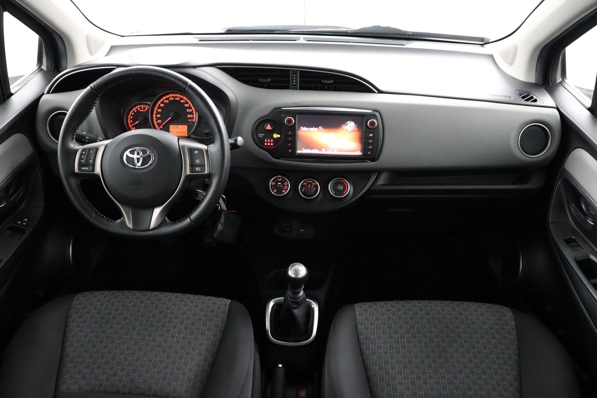 Toyota Yaris 1.3 VVT-i Aspiration - Afbeelding 4