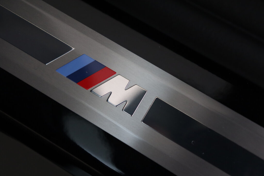 BMW i5 38