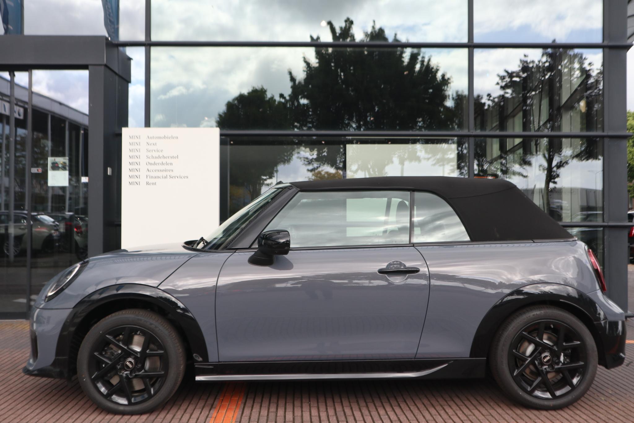 MINI Cabrio