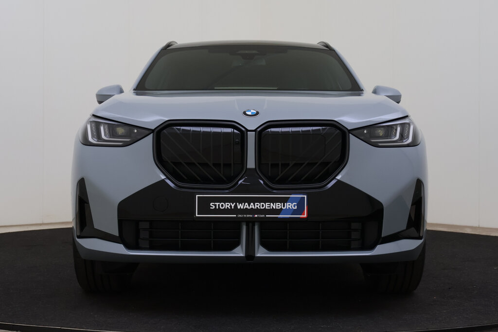 BMW X3 4