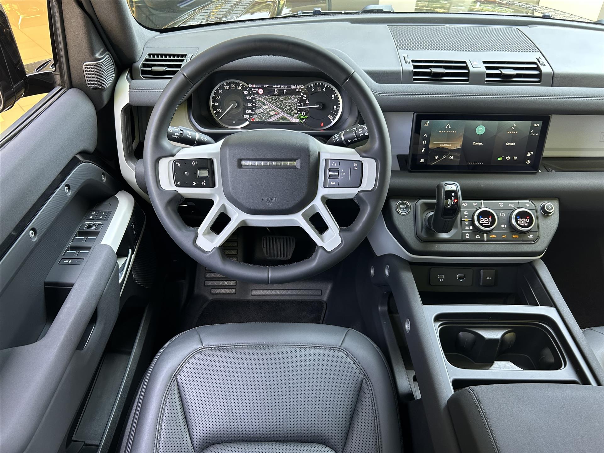 Land Rover Defender - foto 6