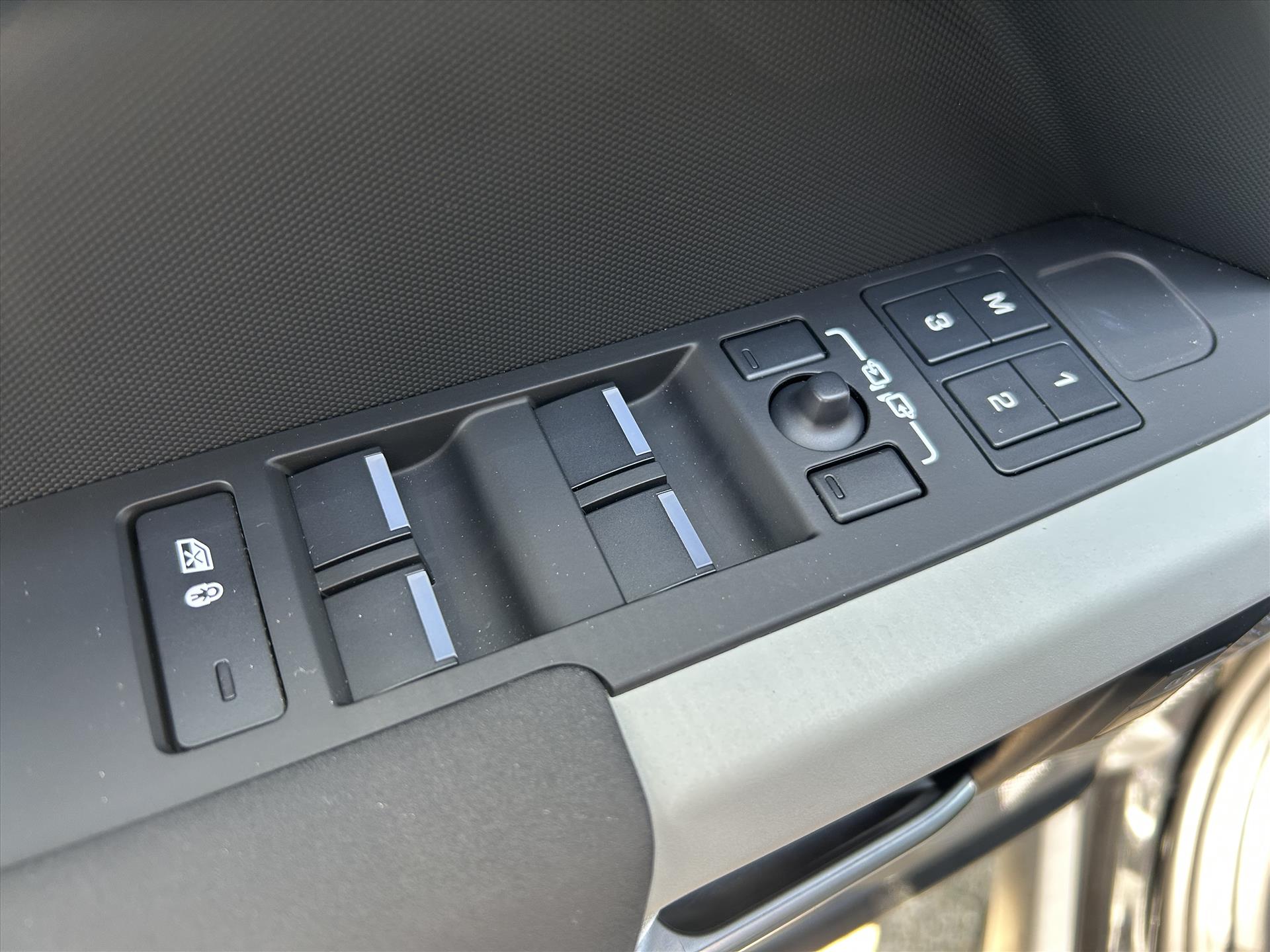 Land Rover Defender - foto 10