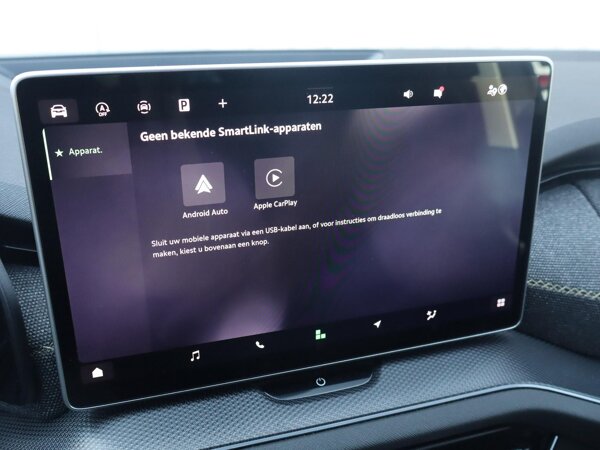 Apple Carplay/Android Auto Apple Carplay/Android Auto
