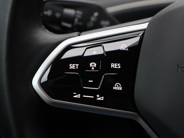 cruise control adaptief met Stop&Go en stuurhulp cruise control adaptief met Stop&Go en stuurhulp