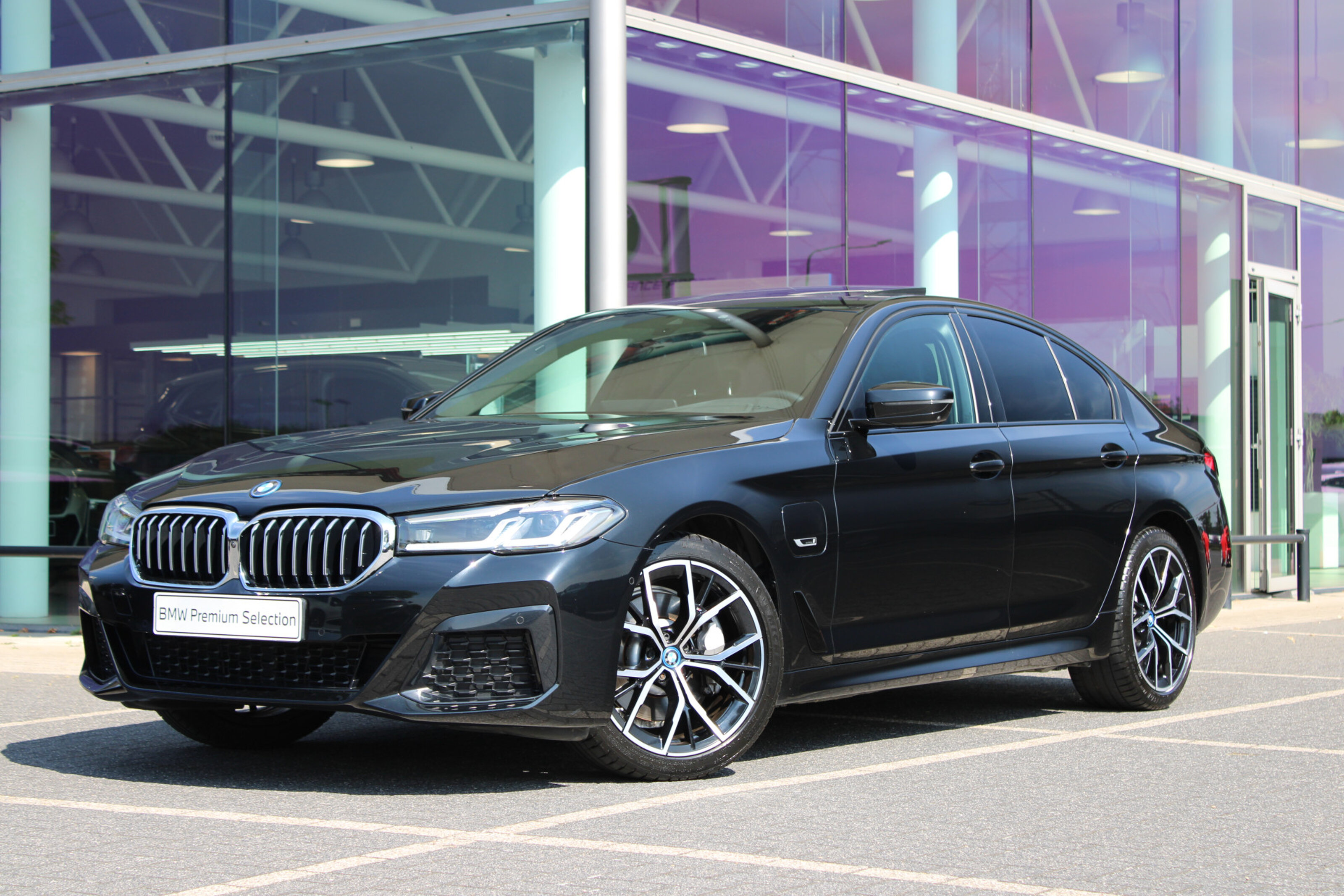 BMW 5 Serie 530e xDrive Automaat