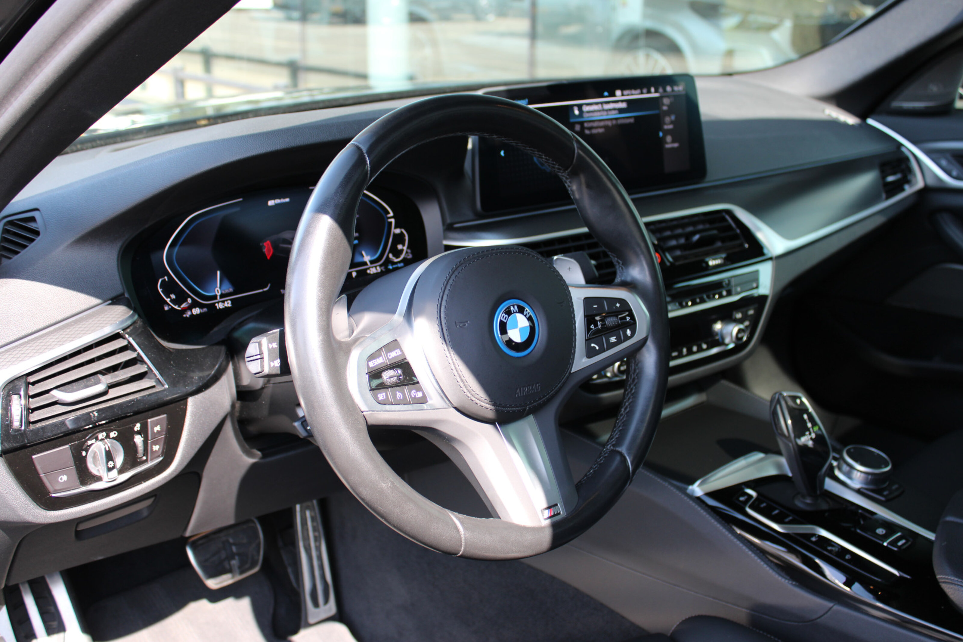 BMW 5 Serie 530e xDrive Automaat