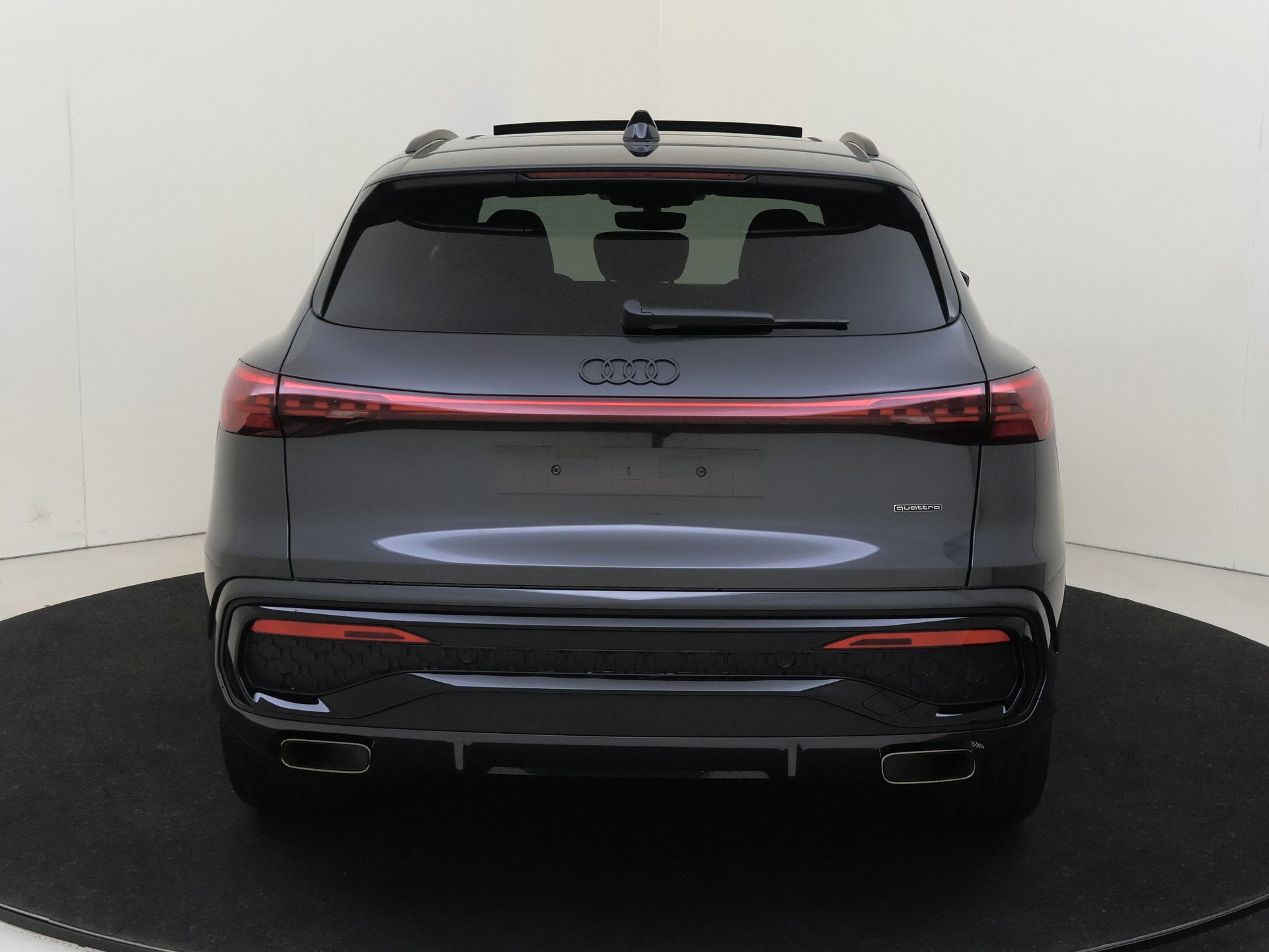 Audi Q5 e-hybrid quattro S tronic 299pk - Afbeelding 4
