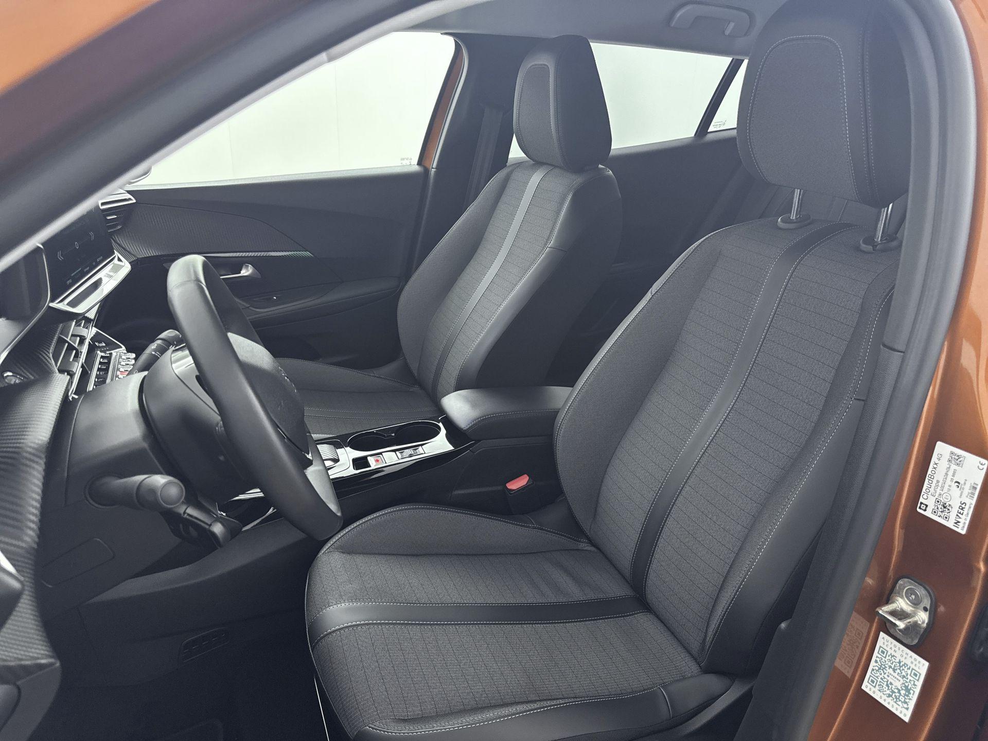 Peugeot e-2008 SUV EV 136 pk 50 kWh Allure - Afbeelding 5
