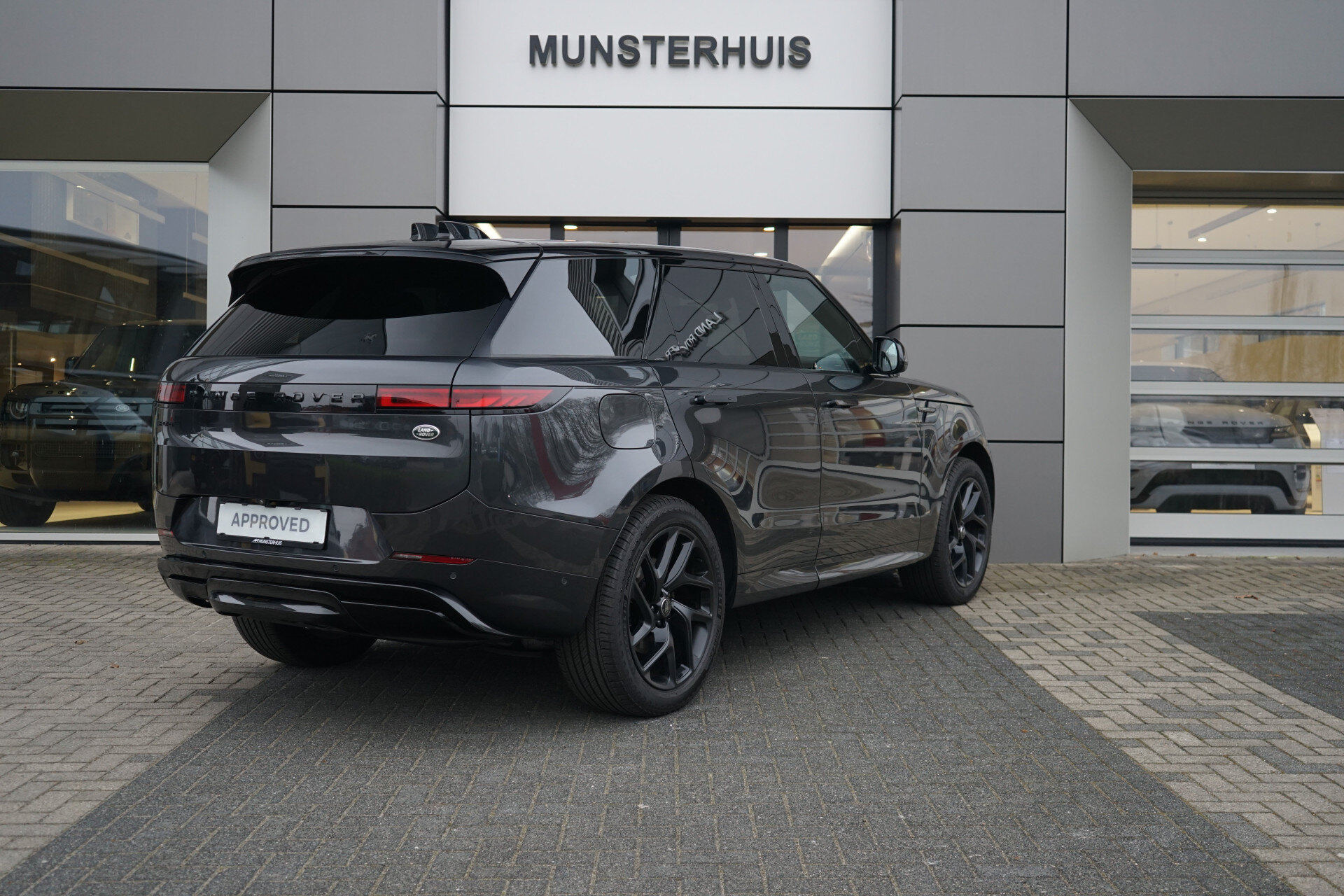 Land Rover Range Rover Sport 3.0 D300 Dynamic SE - Afbeelding 2