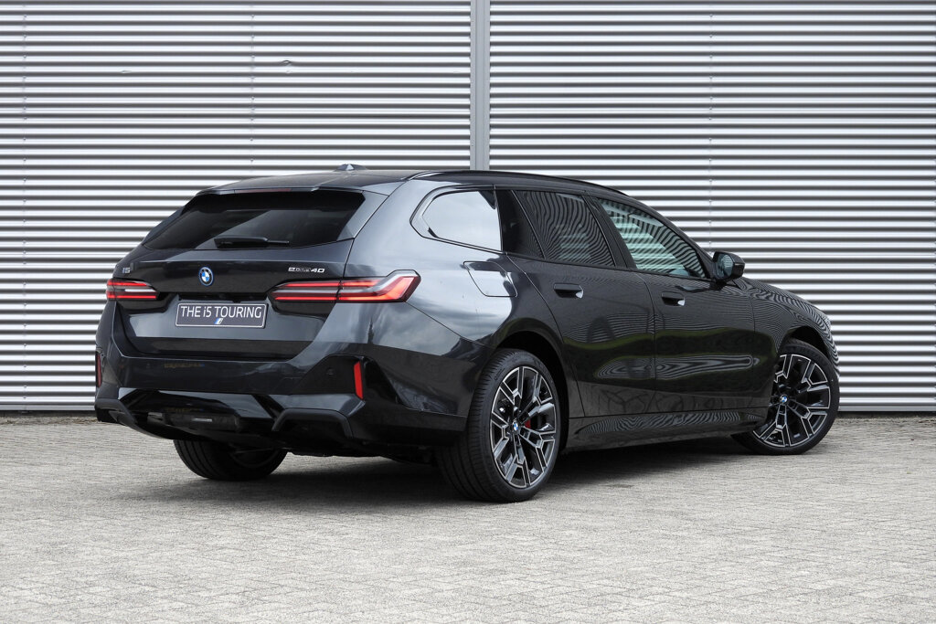 BMW i5 4