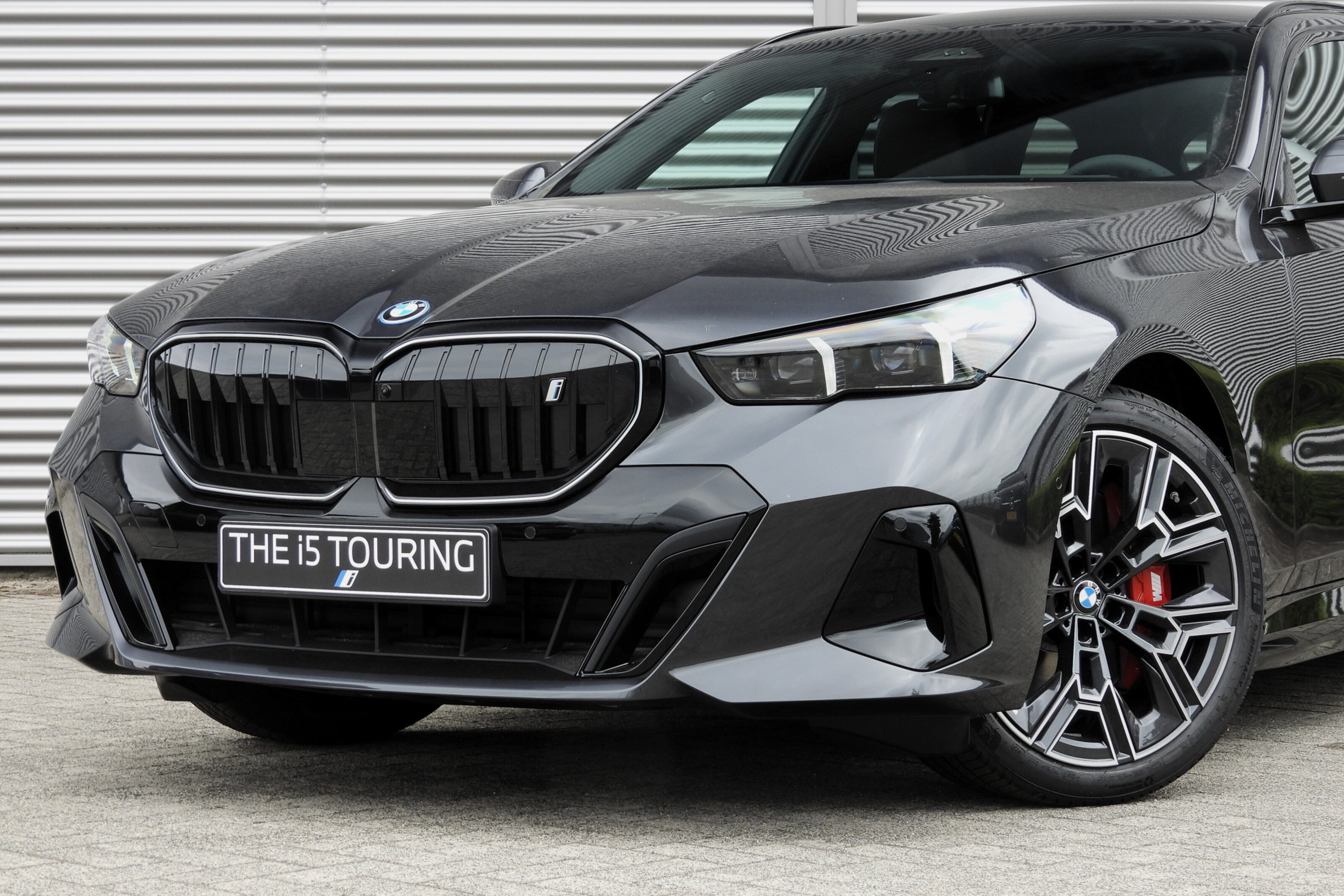 BMW i5 6