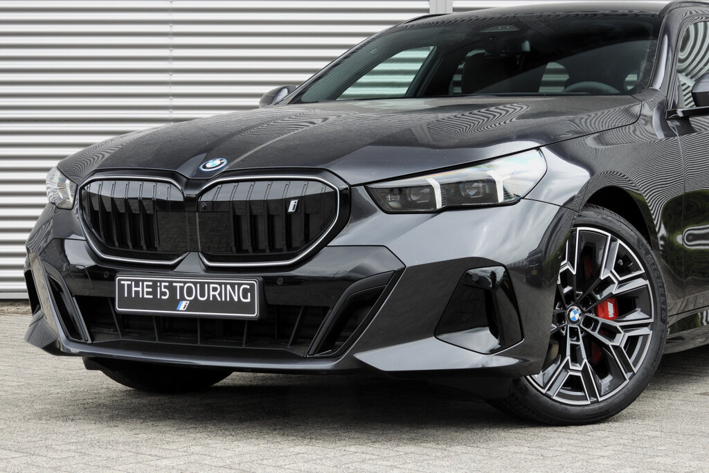 BMW i5 6