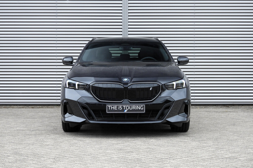 BMW i5 7