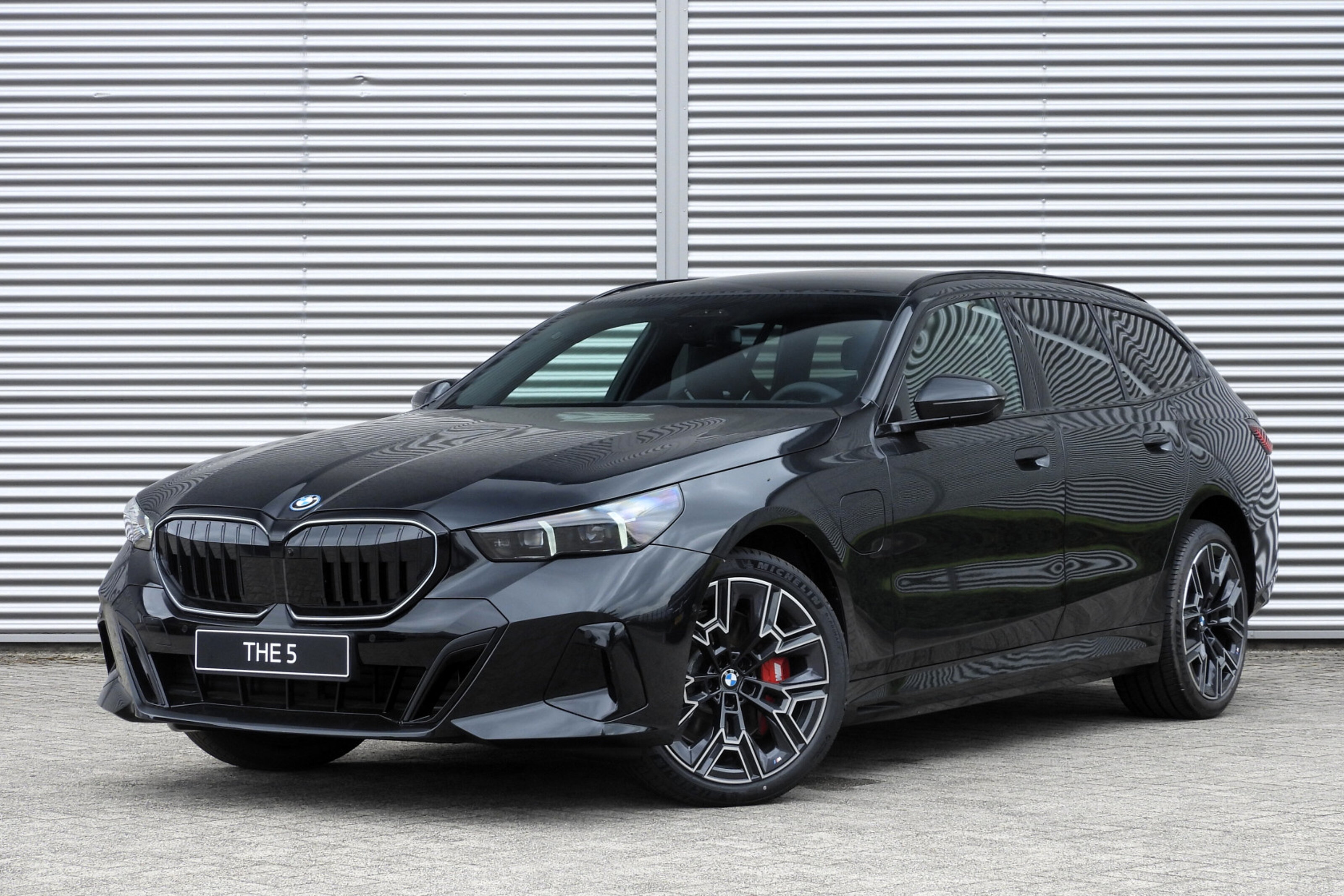 BMW 5 Serie Touring 550e xDrive M Sport Automaat