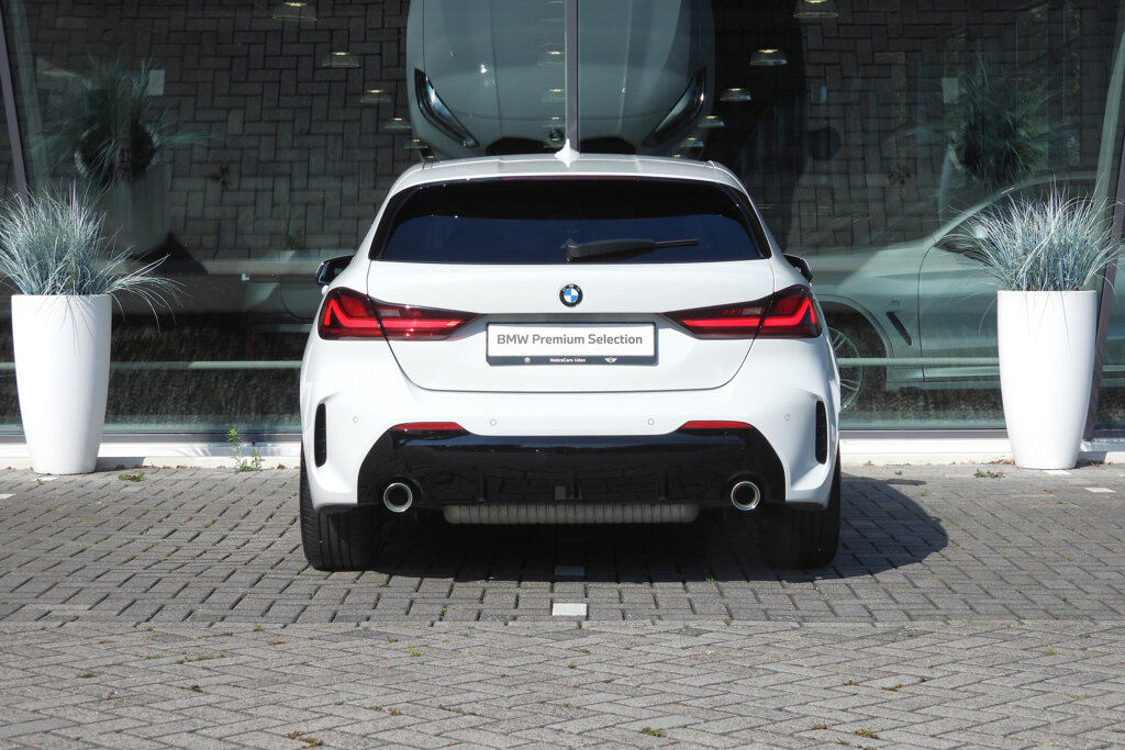 BMW 1 Serie 12